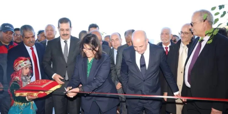 تدشين خطوط إنتاجية جديدة لوحدة صناعية متخصصة في إنتاج ومعالجة الطحالب بالقنيطرة