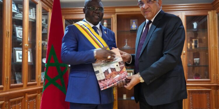 محمد صباري يستقبل رئيس برلمان المجموعة الاقتصادية والنقدية لوسط افريقيا