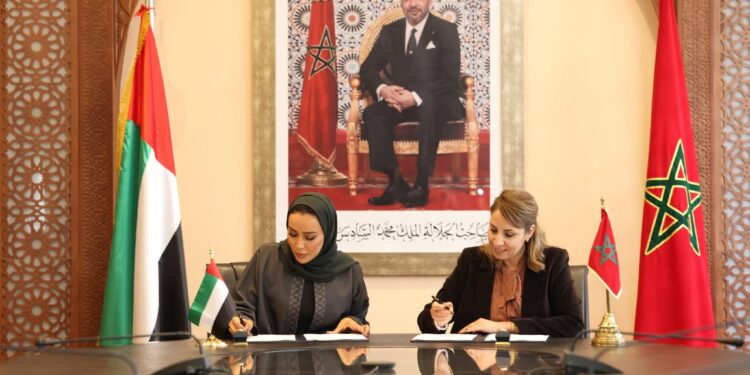 التوقيع على اتفاقية إعلان الشارقة ضيف شرف الدورة ال30 للمعرض الدولي للنشر والكتاب بالرباط