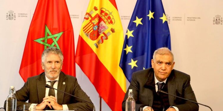 وزير الداخلية لفتيت يلتقي بنظيره الإسباني في اجتماع عمل بمدريد”
