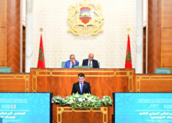 المدير العام للإيسيسكو يشيد بالمبادرات الرائدة التي أطلقها جلالة الملك في المجال الاجتماعي