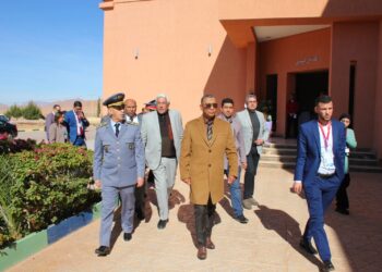 عامل إقليم فجيج يطلق قافلة التوجيه المدرسي للمبادرة الوطنية للتنمية البشرية