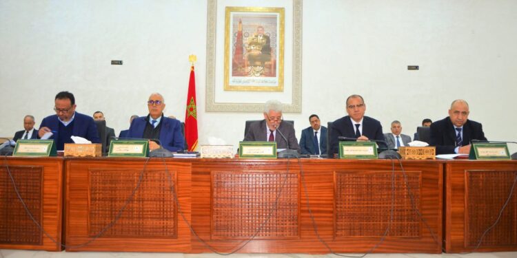 مجلس جهة فاس مكناس يصادق على مشاريع تنموية لتعزيز العرض الصحي والرقمي والاقتصادي