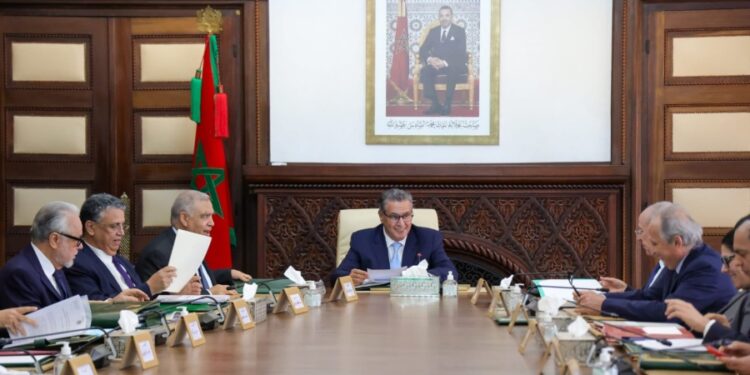 مجلس الحكومة يصادق على مرسوم إصلاح المراكز الجهوية للاستثمار وإنشاء اللجان الجهوية الموحدة