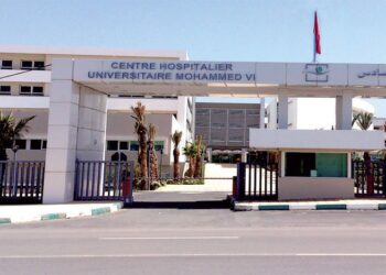 إدارة مركز محمد السادس بوجدة توضح أسباب تأجيل العملية الجراحية وتطمئن على صحة المريضة