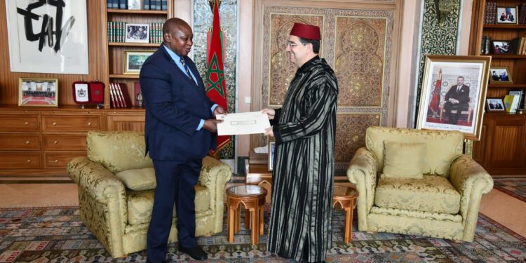 بوريطة يستقبل المبعوث الخاص للرئيس الزامبي حاملا رسالة خطية إلى جلالة الملك