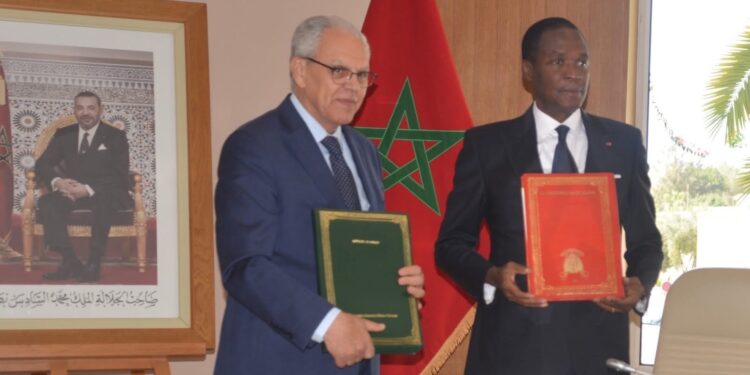 لوديي يستقبل الوزير المنتدب لدى رئاسة جمهورية الكاميرون المكلف بالدفاع