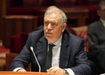 وزارة الداخلية: تعزيز درجات اليقظة والتعبئة والتأهب لمواجهة تحديات انتشار الجراد