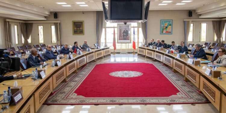 لفتيت وزير الداخلية يعقد بالرباط اجتماع عمل مع نظيره الفرنسي