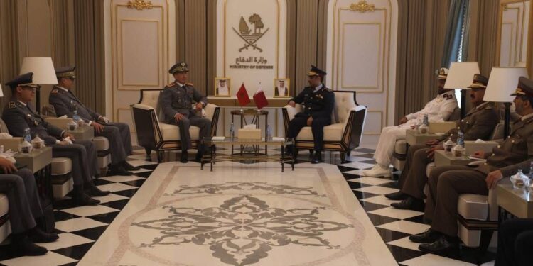 المفتش العام للقوات المسلحة الملكية يقوم بزيارة عمل لدولة قطر