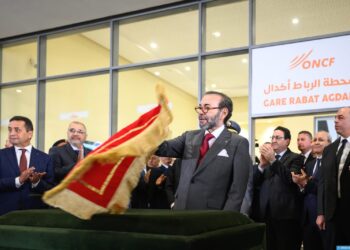 جلالة الملك يُعطي بالرباط انطلاقة أشغال إنجاز الخط السككي فائق السرعة LGV الرابط بين القنيطرة ومراكش