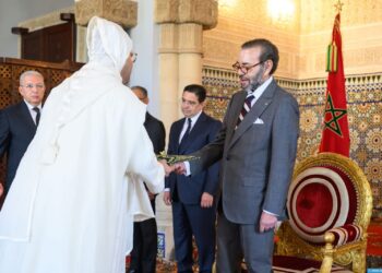جلالة الملك يعين عددا من السفراء الجدد