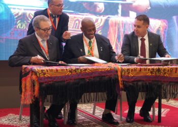 انطلاق فعاليات الندوة الدولية حول تطوير رياضة الريكبي الأفريقي منظم بالمحطة السياحية بالسعيدية