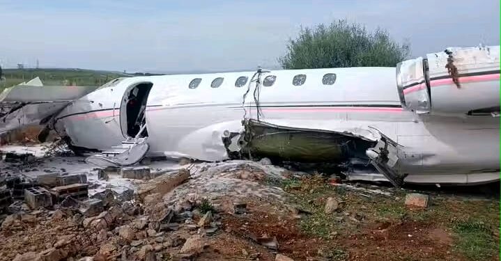 تحطم طائرة بمطار فاس سايس الدولي ونقل طاقمها للمستشفى وفتح تحقيق في الحادث