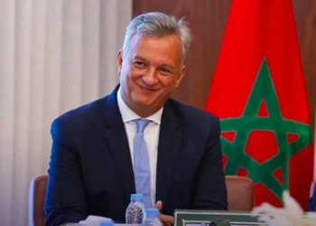 تفاصيل دعم المقاولات الصغرى والمتوسطة: سقف 50 مليون درهم ومنح لتحفيز التشغيل والتنمية الجهوية