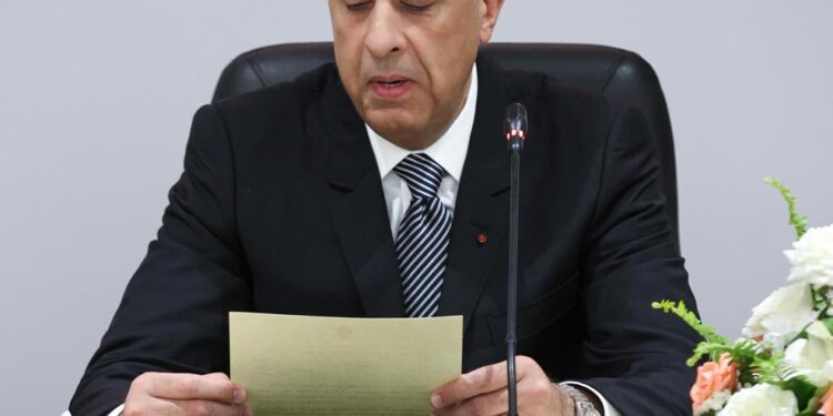 حموشي يشرف على توشيح 353 موظفًا بالأوسمة الملكية بالقنيطرة