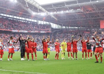 بايرن ميونخ يتوج بلقب البوندسليغا بعد تعثر ليفركوزن أمام فرايبورغ