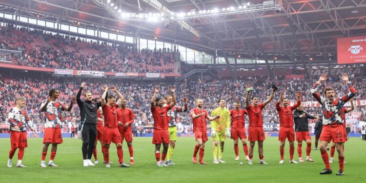 بايرن ميونخ يتوج بلقب البوندسليغا بعد تعثر ليفركوزن أمام فرايبورغ