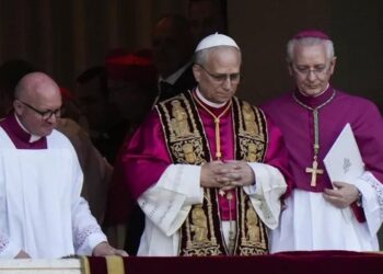 السفير الروسي لدى الفاتيكان: البابا الجديد مؤيد للحوار ومناصر للسلام  .