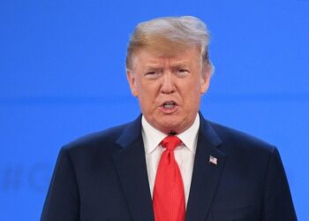 ترامب يطالب بالتحقيق في تسديد مبالغ كبيرة لمشاهير خلال حملة هاريس