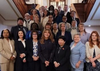 وفد من البرلمان المغربي يشارك في اجتماع شبكة النساء البرلمانيات في كيبيك