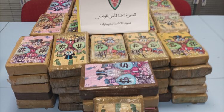 إجهاض محاولة لتهريب الكوكايين بمعبر الكركرات وحجز 92 كلغ داخل شاحنة قادمة من إفريقيا