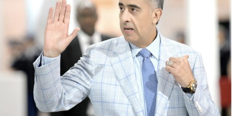 تقديراً لتضحيته.. حموشي يمنح ترقية استثنائية لشرطي أصيب أثناء أداء مهامه