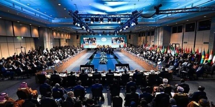 الإشادة بدور الملك محمد السادس في الدورة 51 لمنظمة التعاون الإسلامي