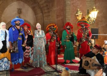 الرباط..ساحة باب الحد تتحول إلى فضاء نابض يحتفي بفن الحكاية
