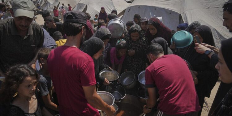 ارتفاع وفيات المجاعة في غزة إلى 113 شخصا