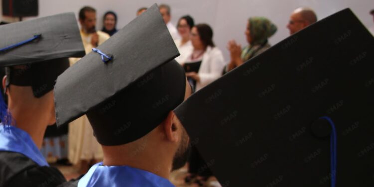 سطات: الاحتفاء بتخرج الطلبة نزلاء السجن المحلي عين علي مومن