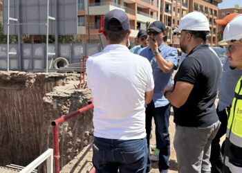 والي جهة مراكش آسفي بالنيابة يتفقد أوراش كبرى لتعزيز البنية الطرقية بالمدينة