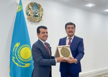 الإيسيسكو وكازاخستان تبحثان التعاون في المجال البيئي وتنظيم مؤتمر وزراء البيئة في العالم الإسلامي