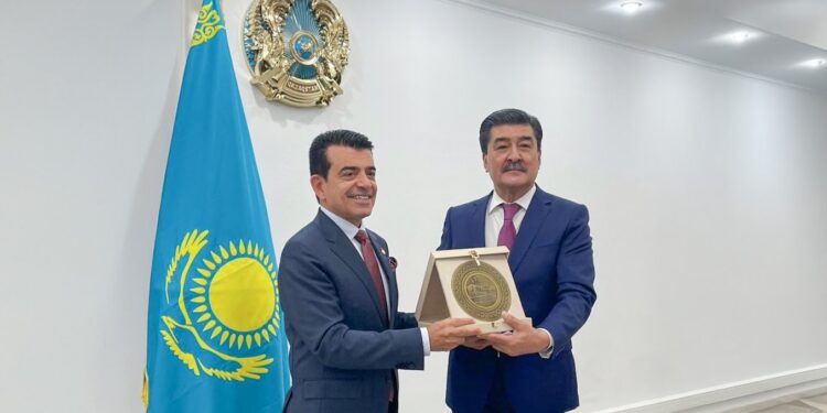 الإيسيسكو وكازاخستان تبحثان التعاون في المجال البيئي وتنظيم مؤتمر وزراء البيئة في العالم الإسلامي