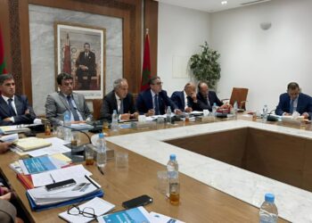 والي و رئيس الجهة يترأسان اجتماعا حول تدبير الموارد المائية بجهة مراكش آسفي