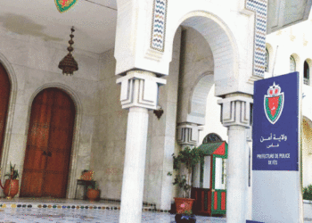 أمن فاس ينجح في توقيف موثّق ووسطاء متورطين في عقود عمل وهمية