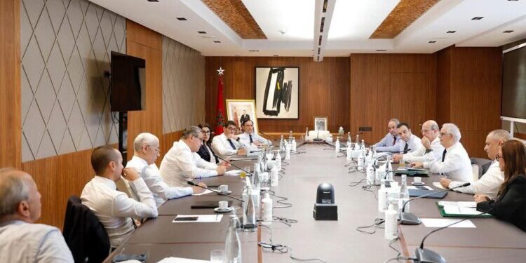 الحكومة تتفاعل مع التعبيرات الشبابية وتؤكد خيار الحوار والنقاش