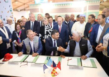المغرب-فرنسا.. توقيع اتفاقيتين للتعاون في مجال تعزيز صمود تربية المواشي والابتكار الفلاحي