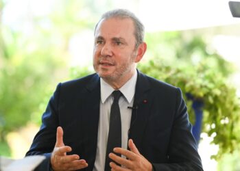 كريستوف لوكورتييه : فرنسا تطمح لأن تكون شريكا في تنمية الأقاليم الجنوبية