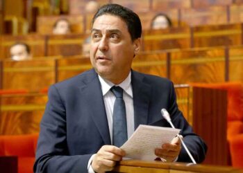 من وجدة.. عمر حجيرة يقر: “أخطأنا في تقدير الشباب.. فهم يتقنون السياسة وعلينا استقطابهم”