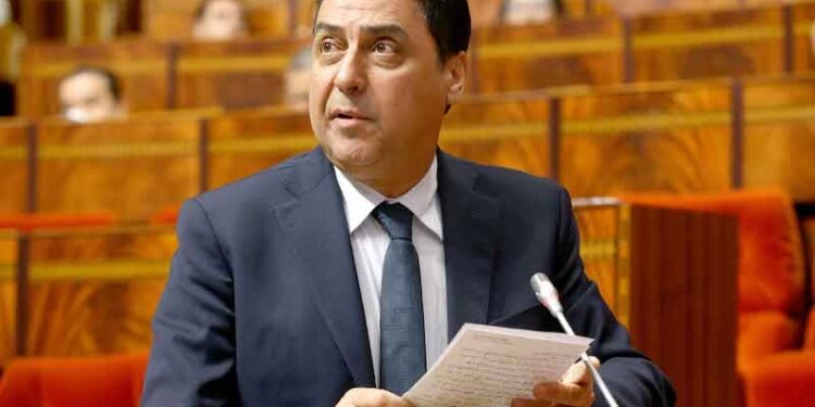 من وجدة.. عمر حجيرة يقر: “أخطأنا في تقدير الشباب.. فهم يتقنون السياسة وعلينا استقطابهم”