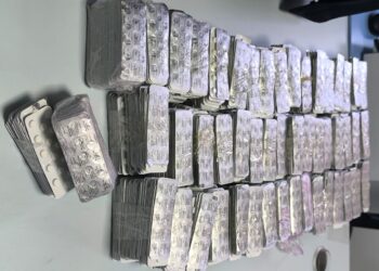 أمن تطوان يُحبط تهريب الآلاف من الأقراص الطبية المخدرة عبر معبر باب سبتة