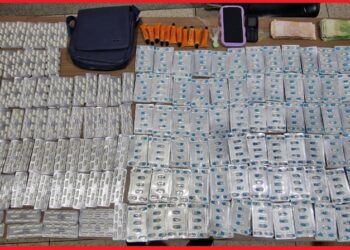 الأمن بوجدة يوقف مشتبه فيهما ويحجز 2518 قرصا مخدرا ودراجة نارية