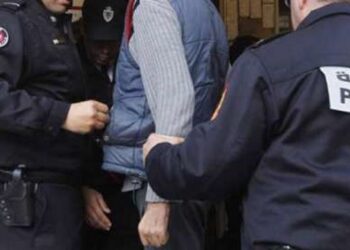 توقيف مفتش شرطة بأولاد تايمة للاشتباه في تورطه في قضية ابتزاز ورشوة