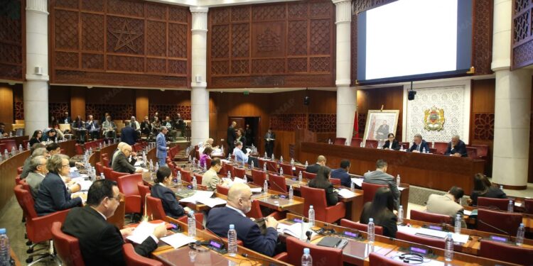 مجلس النواب.. لجنة المالية والتنمية الاقتصادية تصادق على الجزء الأول من مشروع قانون المالية لسنة 2026