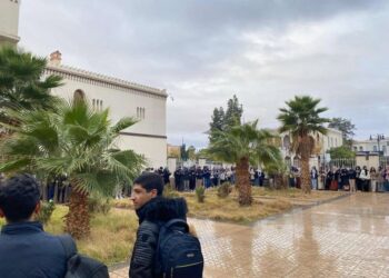 غليان بـ”الأقسام التحضيرية” في وجدة.. الطلبة يشتكون “التعسف” وتردي الخدمات ويهددون بالتصعيد