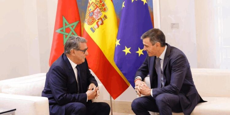 أخنوش يجري مباحثات مع رئيس الحكومة الإسبانية