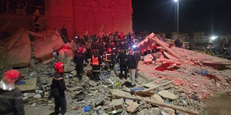 انهيار بنايتين بفاس: السلطات تعلن 19 وفاة و16 إصابة وتواصل جهود البحث
