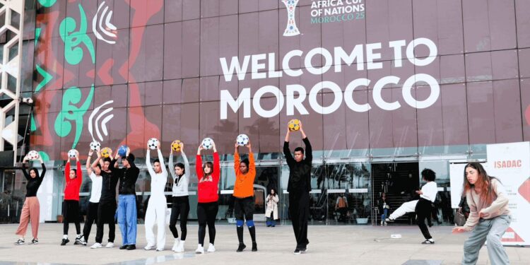 احتفاء بكأس أمم إفريقيا 2025.. مزيج بين الفن والرياضة في عرض “موج” بمحطة الرباط-أكدال