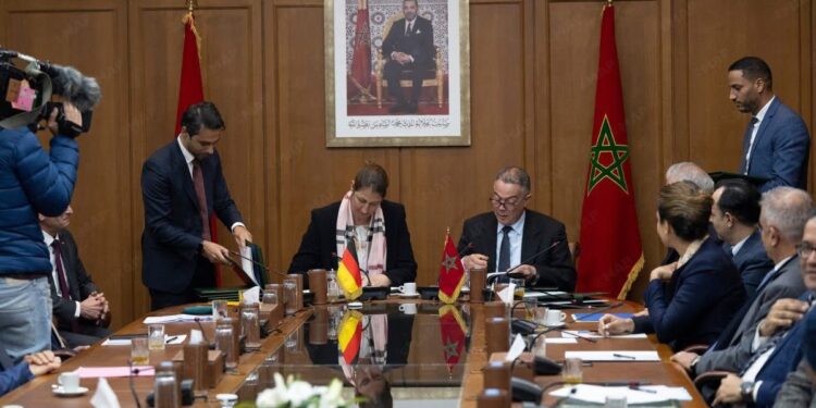 المغرب وألمانيا يوقعان بالرباط ثلاث اتفاقيات تمويل بقيمة 450 مليون أورو